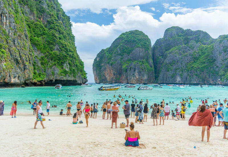 Tailandın Maya Bay adası iki ay müddətinə bağlanacaq