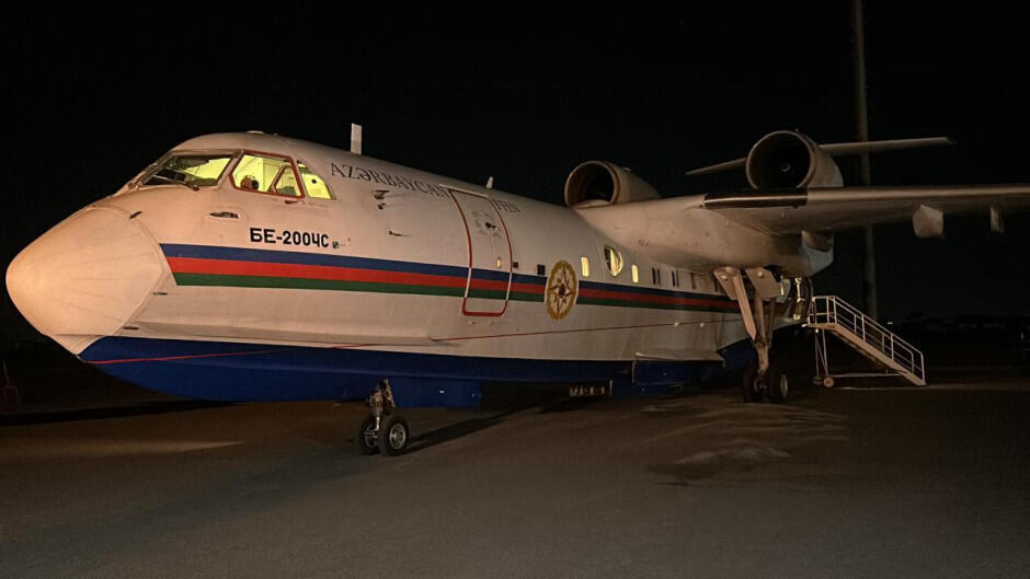 Самолет-амфибия МЧС Азербайджана начал борьбу с лесными пожарами в Турции