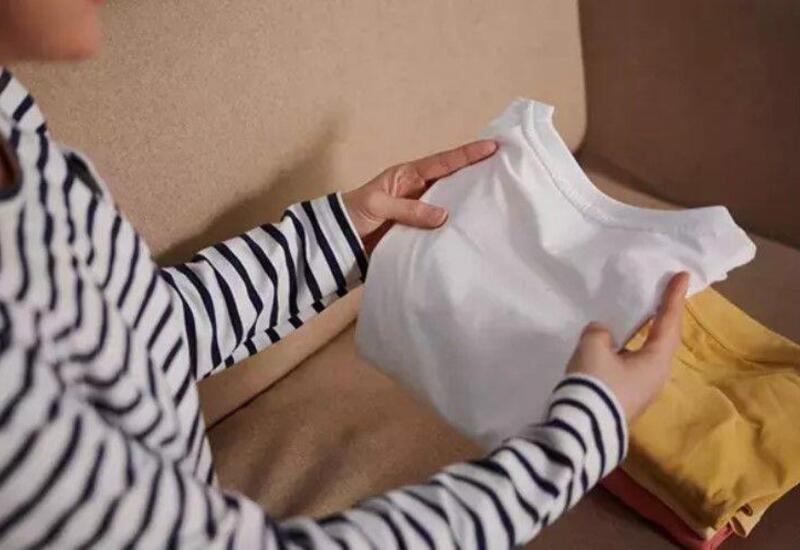 Waiting for those who wear the same clothes for 2 days