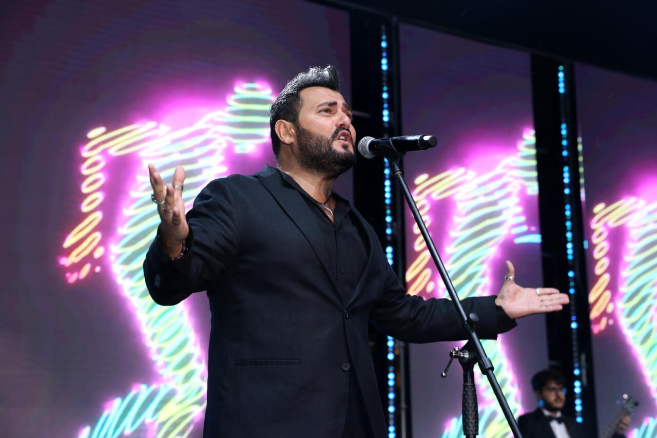 Heydər Əliyev Mərkəzinin parkında “Yay Festivalı” bağlanış konserti keçirilib