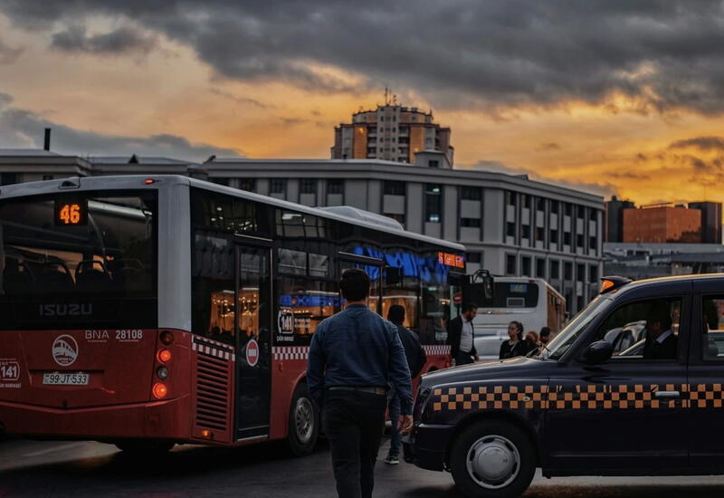 В Баку могут запустить ночные автобусы?