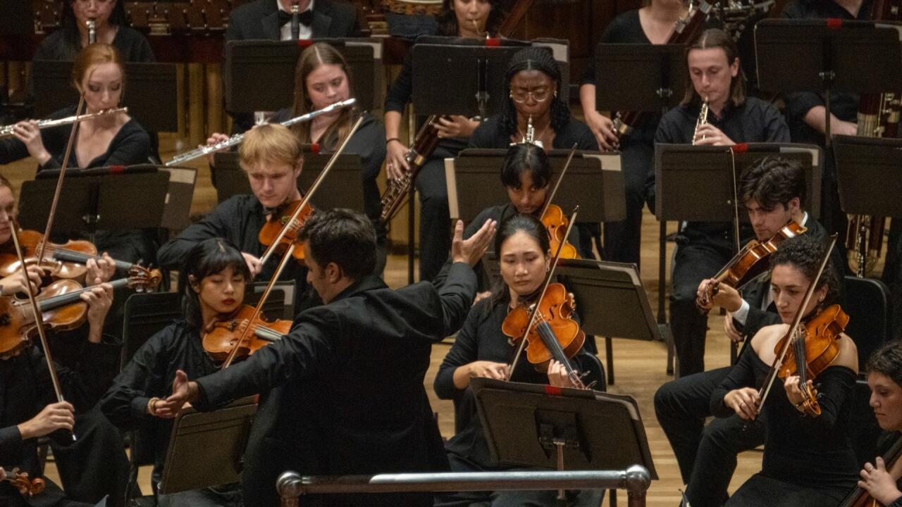 Texas Universitetində azərbaycanlı musiqiçi Fərhad Xudiyevin konserti olub