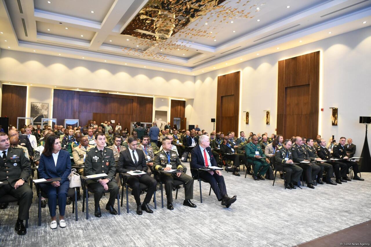 Bakıda “Hərbi əməliyyatların idarə olunmasında beynəlxalq qaydalar üzrə yüksək səviyyəli seminar” keçirilir