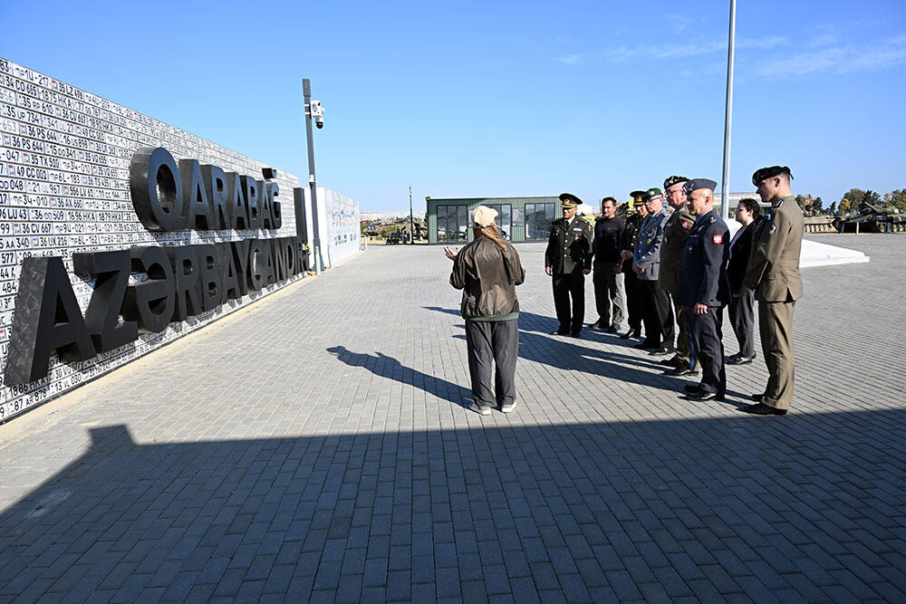 Azərbaycan Ordusunun Baş Qərargah rəisi NATO nümayəndə heyəti ilə görüşüb