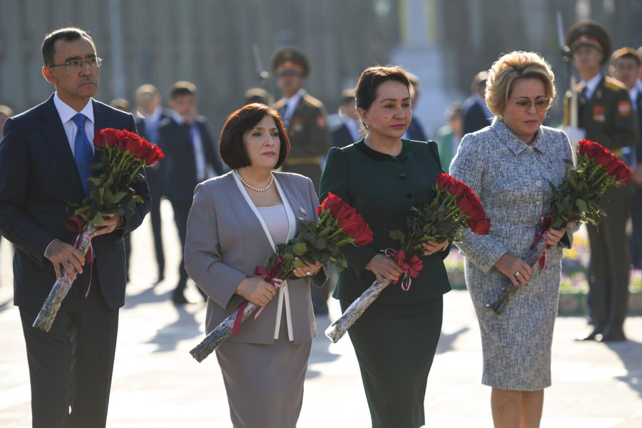 Sahibə Qafarova Tacikistanda beynəlxalq parlament konfransında çıxış edib