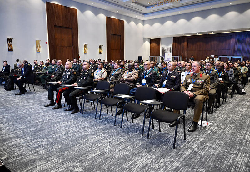 “Hərbi əməliyyatların idarə olunmasında beynəlxalq qaydalar üzrə yüksək səviyyəli seminar” başa çatıb