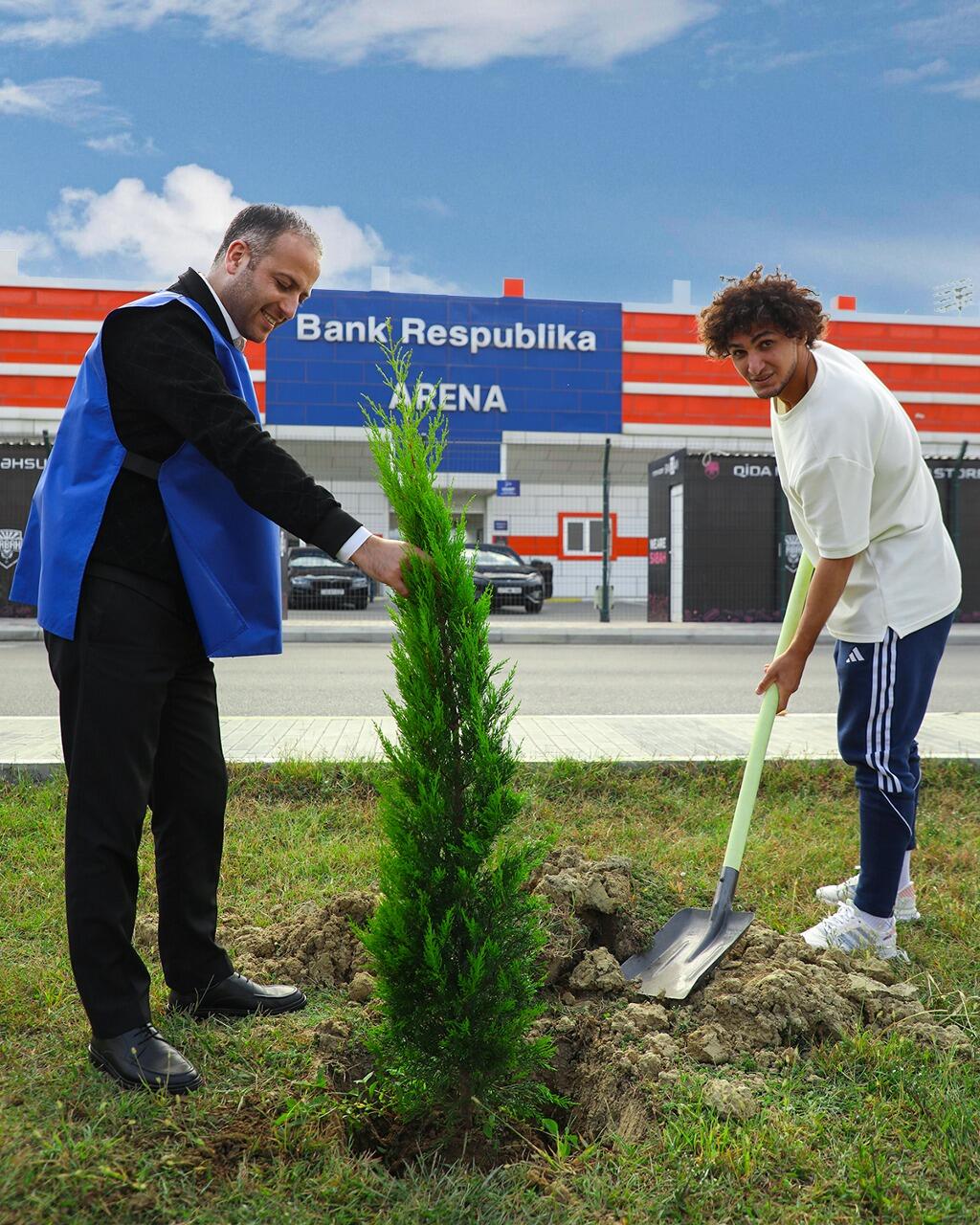 Банк Республика провел акцию по посадке деревьев в рамках «Года солидарности во имя зеленого мира»