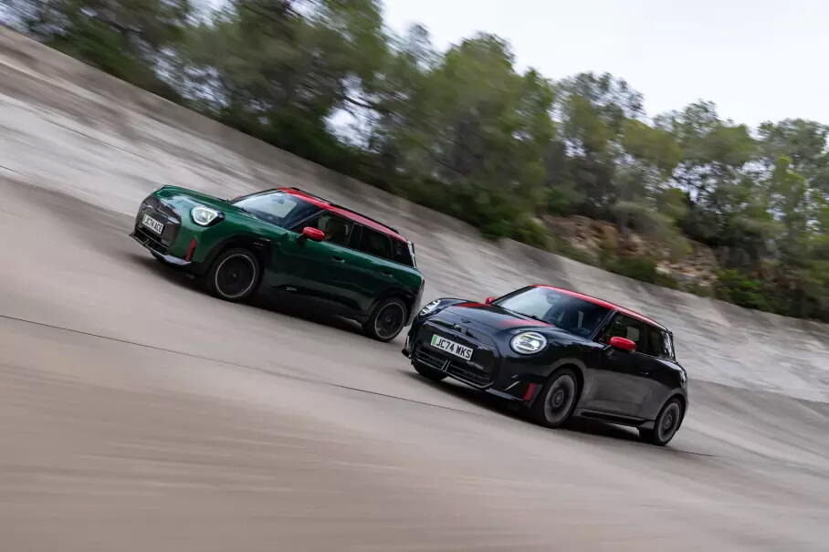 Представлены «заряженные» MINI Cooper и Aceman JCW