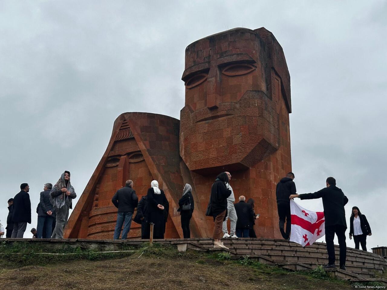 Gürcüstandan gələn azərbaycanlıların işğaldan azad olunan ərazilərə səfəri başa çatıb