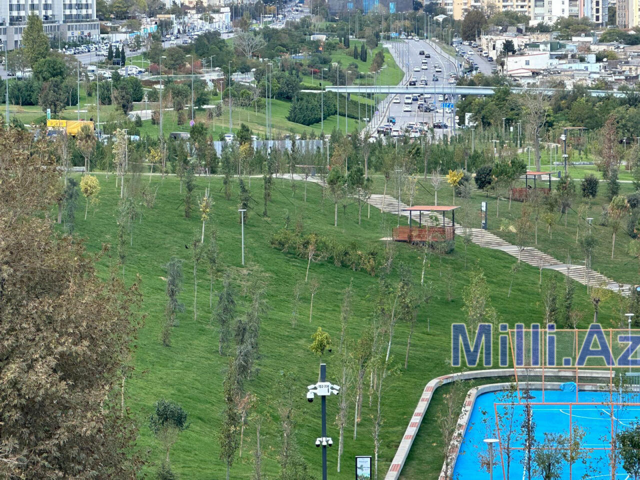 Bakıda salınan yeni parkda işlər yekunlaşır