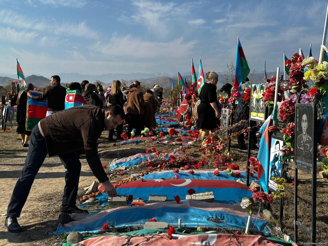 Семьи пропавших без вести в I Карабахской войне в Агдаме, Ходжалы и Ханкенди