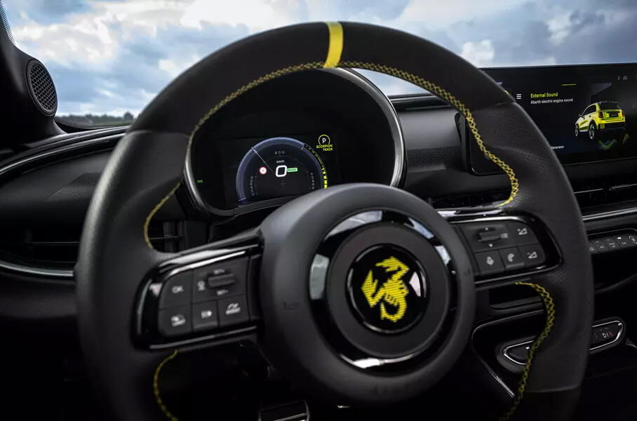 Abarth представил мощнейшую модель в своей в истории