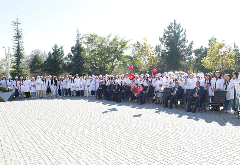 Səhiyyə Nazirliyi Qubada “İlk tibbi yardım - ikinci həyata addım” adlı fleşmob keçirib