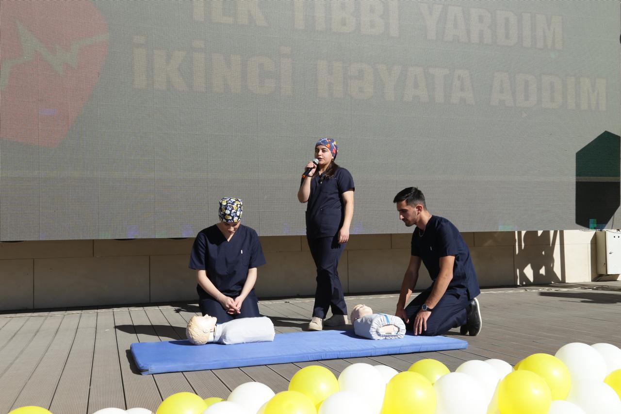 Səhiyyə Nazirliyi Qubada “İlk tibbi yardım - ikinci həyata addım” adlı fleşmob keçirib