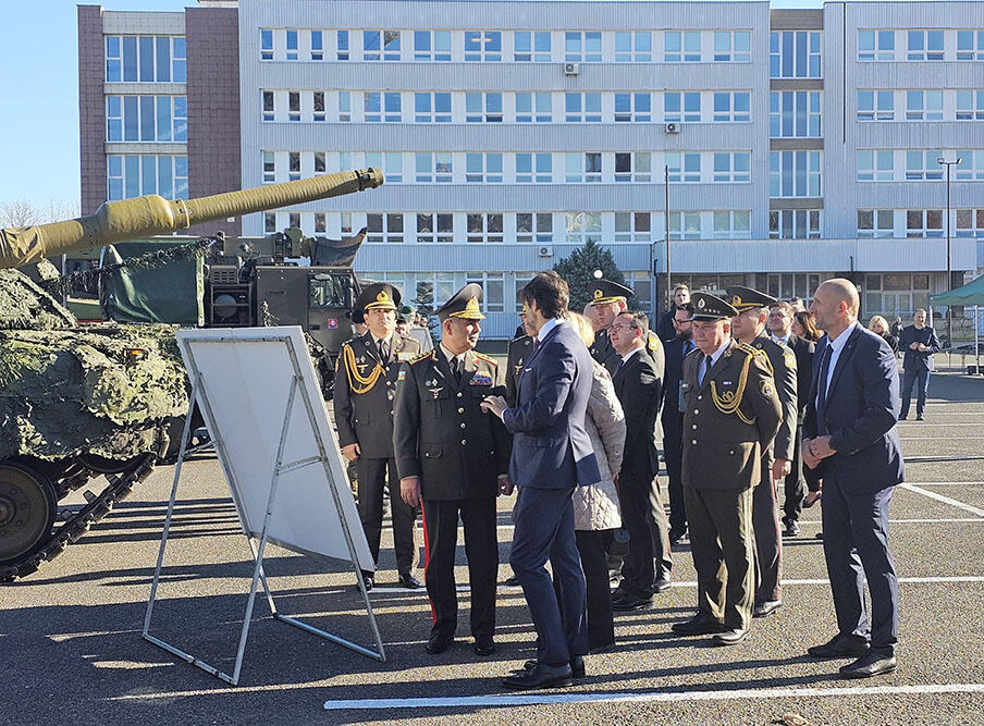 Азербайджан и Словакия укрепляют военное сотрудничество