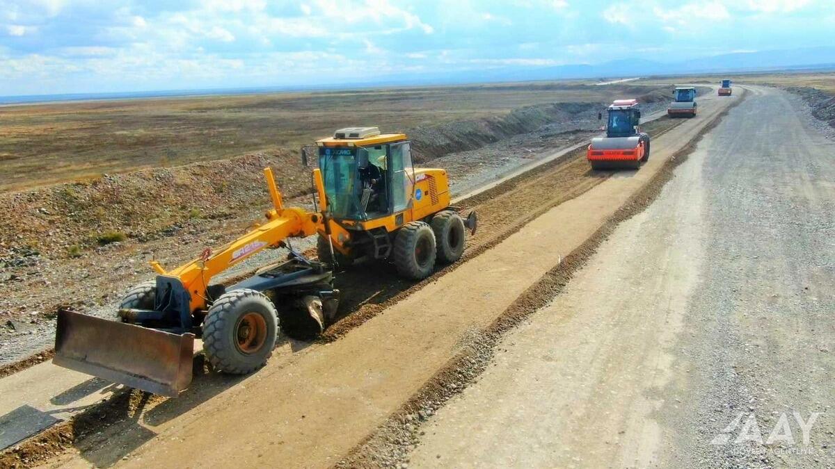 В Карабахе строится новая дорога