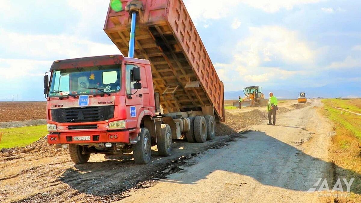 В Карабахе строится новая дорога