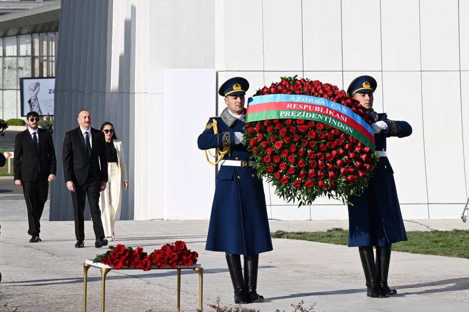 Prezident İlham Əliyev və Birinci xanım Mehriban Əliyeva Bakıda Zəfər parkının açılışında iştirak ediblər