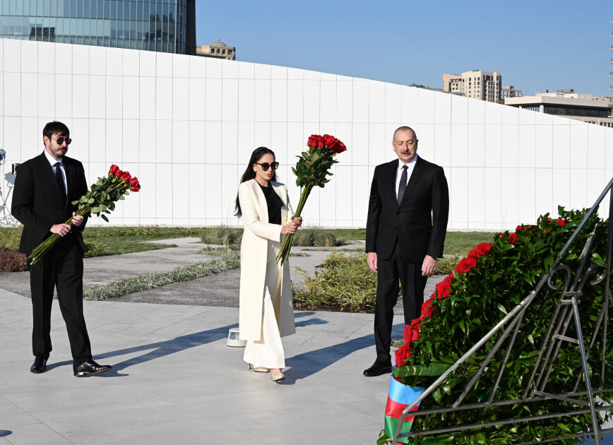 Prezident İlham Əliyev və Birinci xanım Mehriban Əliyeva Bakıda Zəfər parkının açılışında iştirak ediblər