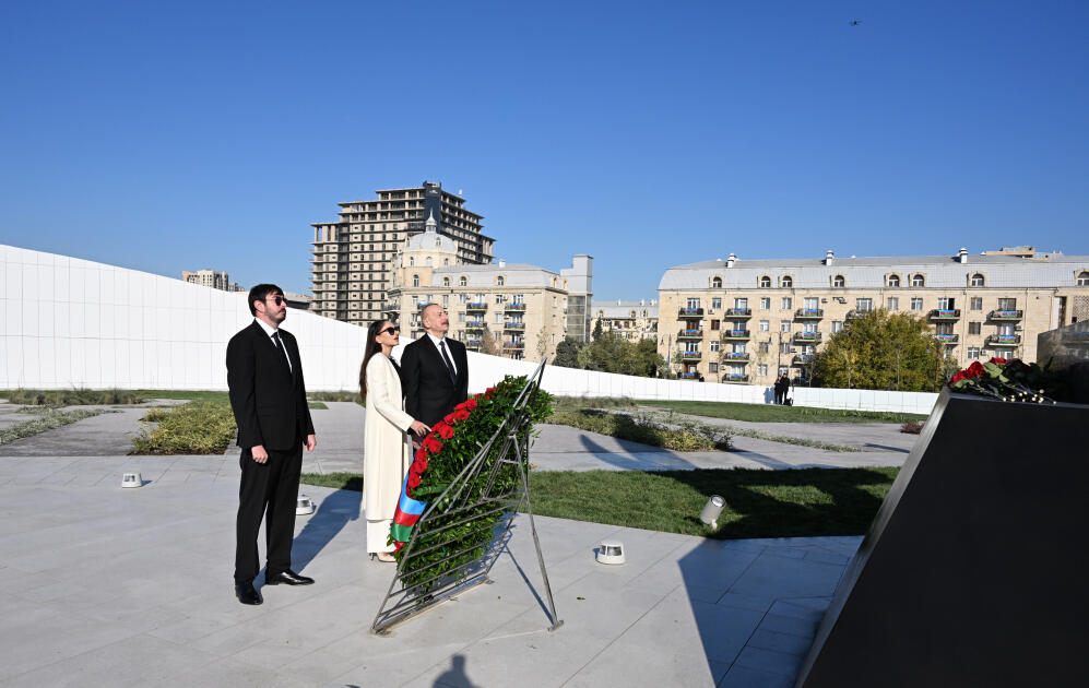 Prezident İlham Əliyev və Birinci xanım Mehriban Əliyeva Bakıda Zəfər parkının açılışında iştirak ediblər