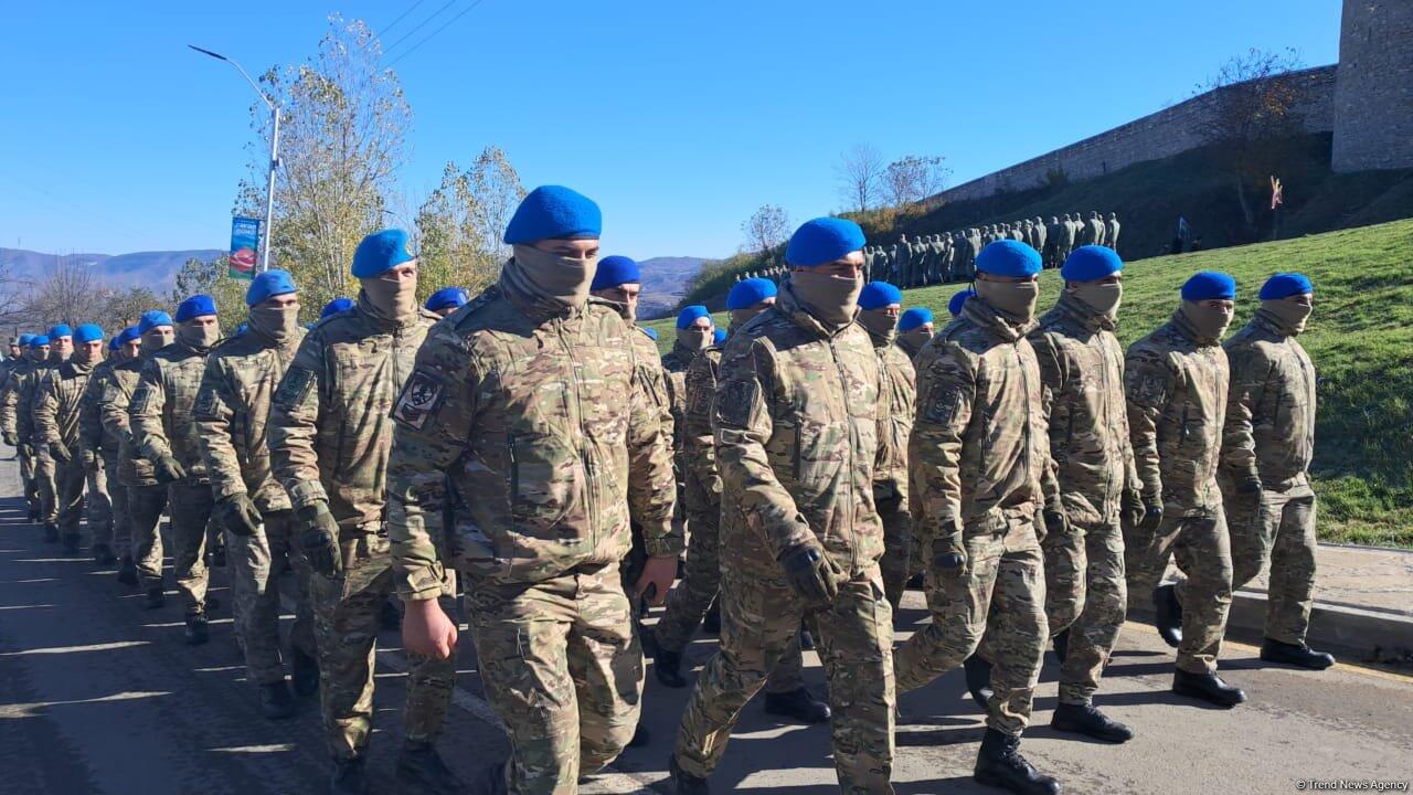 В городе Шуша прошло торжественное шествие и парад по случаю 8 ноября - Дня Победы