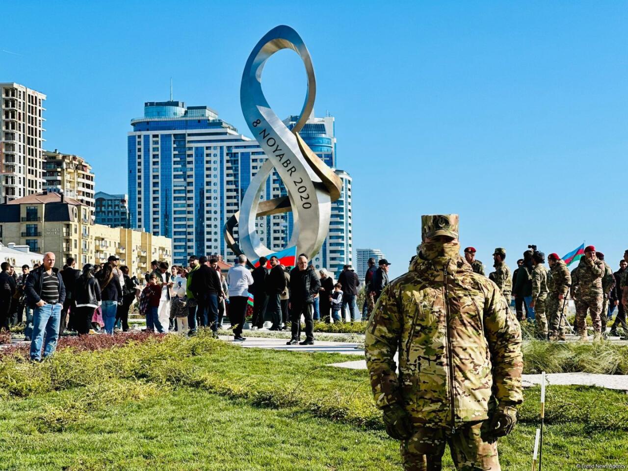 Bakıda açılan Zəfər Parkından