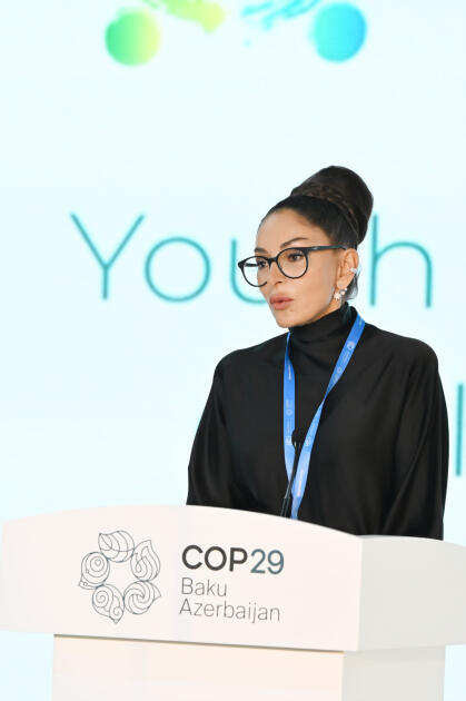 На COP29 с участием Первых леди состоялась конференция на тему «Молодежь на передовой борьбы с изменением климата»