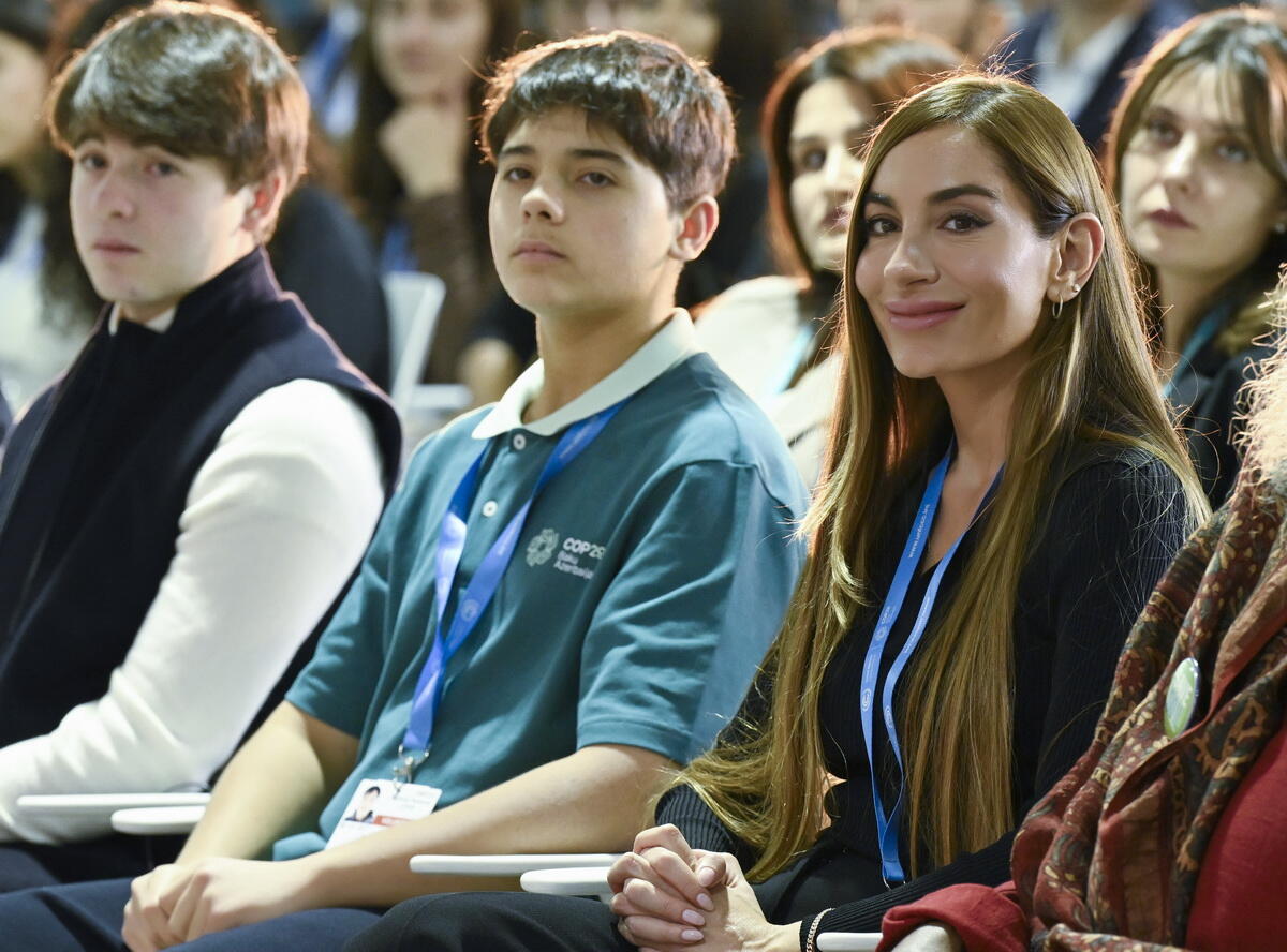 COP29 çərçivəsində Heydər Əliyev Fondunun “Azərbaycan. Təbiətin sehrində” nəşri təqdim edilib