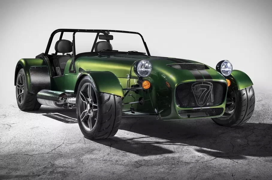 Caterham выпустил лимитированный спорткар Seven CSR Twenty