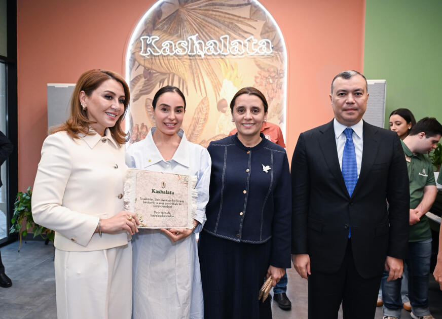 Heydər Əliyev Fondunun vitse-prezidenti Leyla Əliyeva Bakıda ilk inklüziv iaşə obyekti olan “Kaşalata” kafeni ziyarət edib