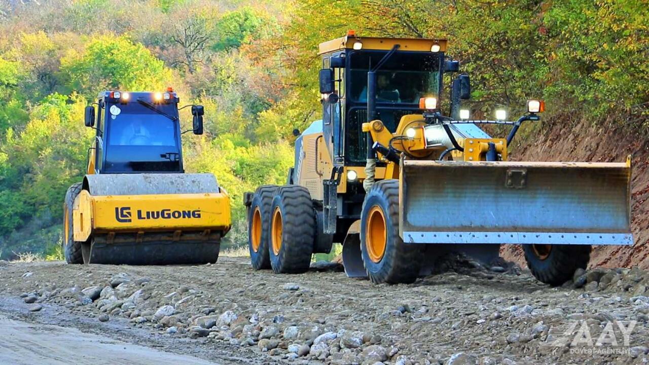 На какой стадии строительство дороги Суговушан-Сарсангское водохранилище-Гозлукёрпю-Кяльбаджар?