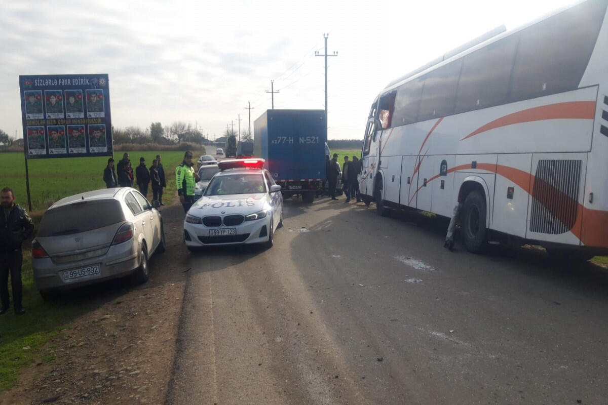 Крупное ДТП в Азербайджане, есть пострадавшие