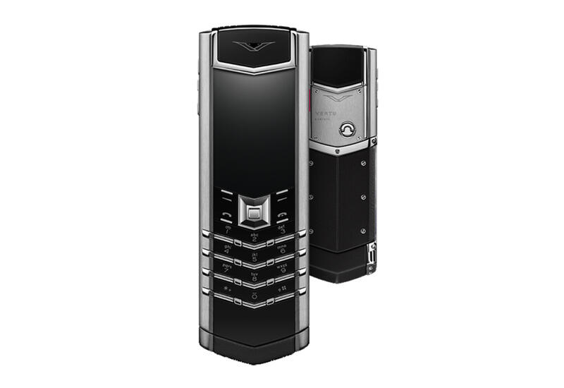 Vertu готовит к выходу кнопочный ретро-смартфон на Android