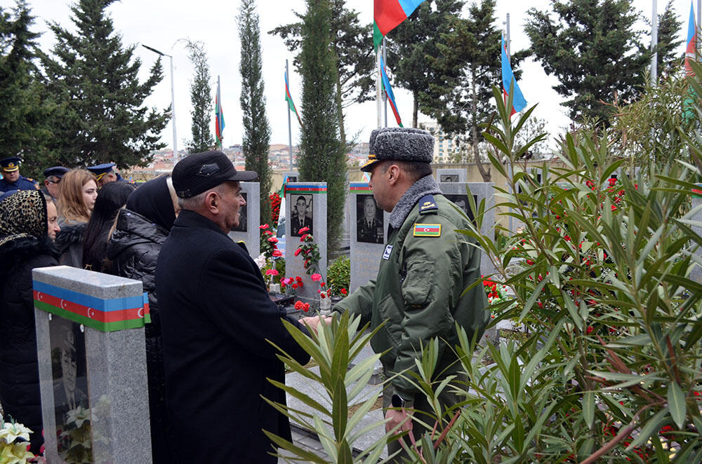 Почтена память военного пилота Рашада Атакишиева