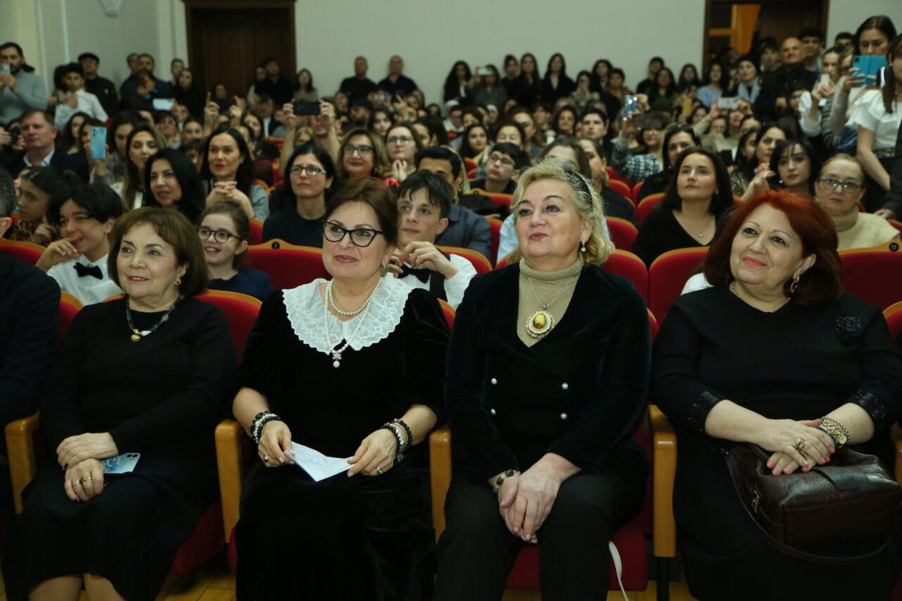 В Баку прошел гала-вечер VII Международного конкурса "World Harmony"