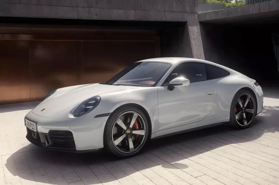 Представлен обновленный Porsche 911 Carrera S