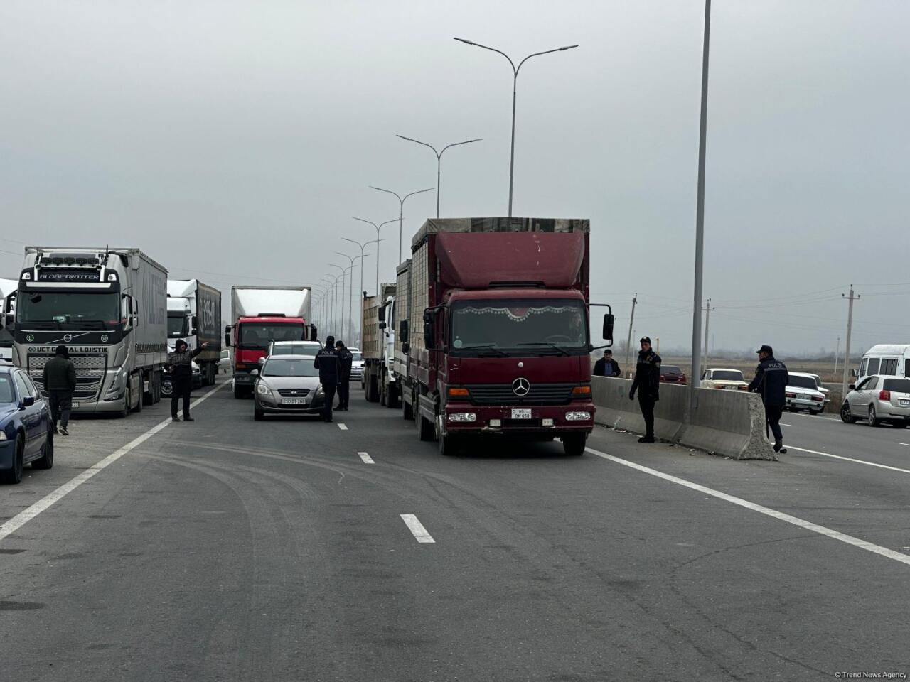 Очередная группа бывших вынужденных переселенцев отправлена в Шушу, Ходжалы и село Баллыджа