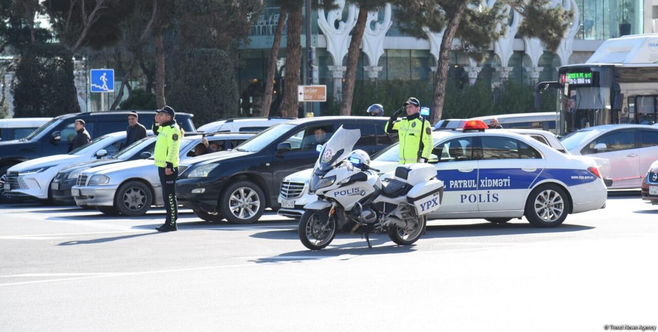 В Азербайджане минутой молчания почтена память шехидов 20 Января