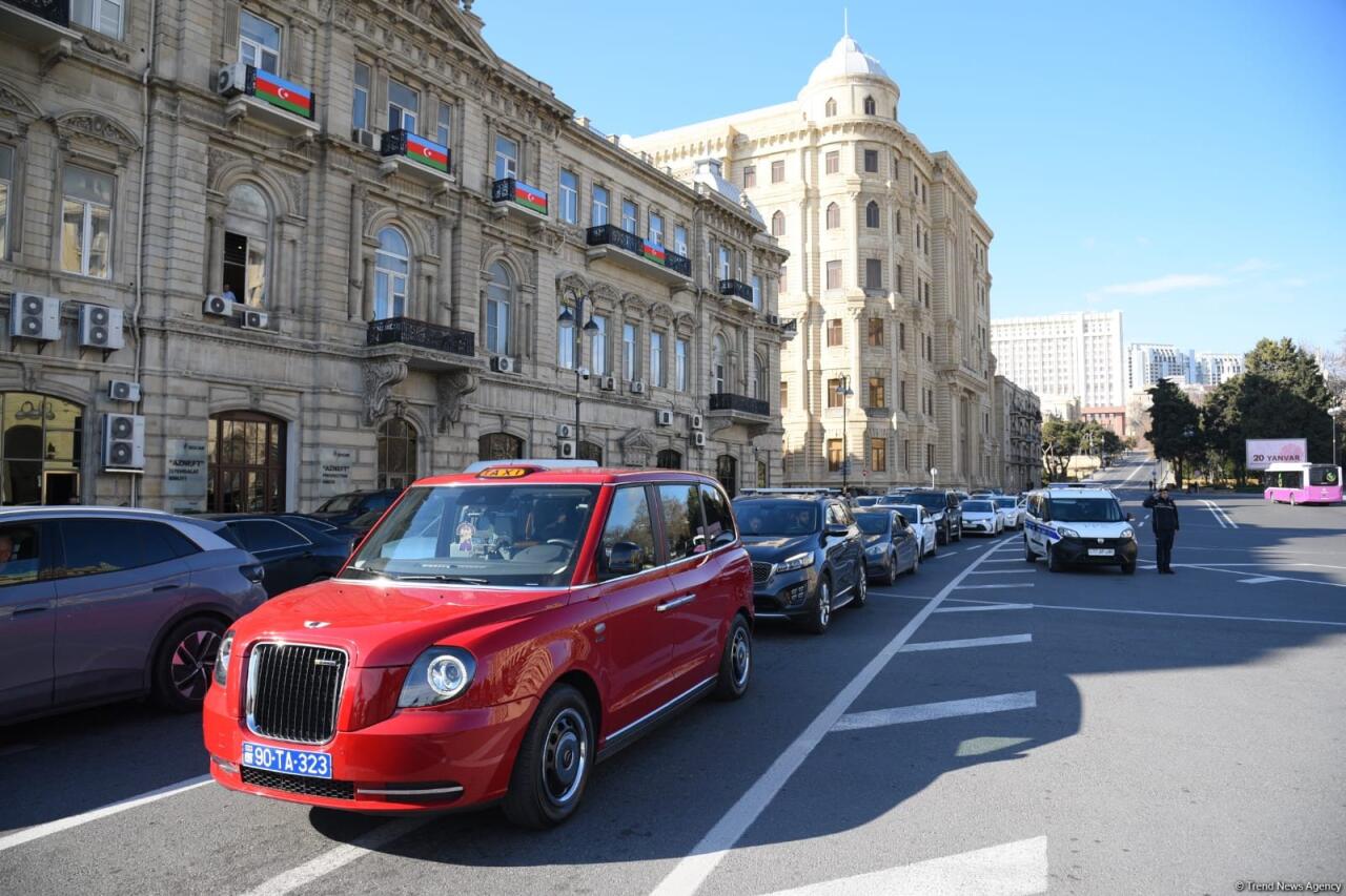 В Азербайджане минутой молчания почтена память шехидов 20 Января