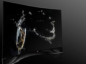 LG создала телевизор со стразами Swarovski