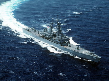 В Батуми прибыл американский крейсер