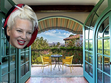 Вот в каком роскошном особняке живет певица Sia - ФОТО