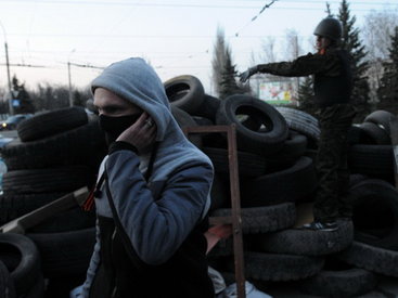 Митингующие заняли горсовет и райотдел милиции в Донецкой области