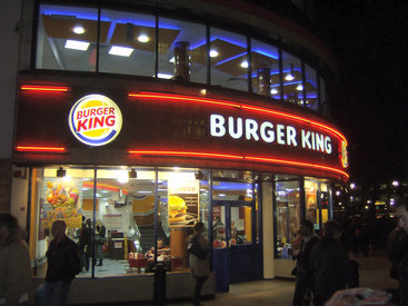 В Баку открылся Burger King