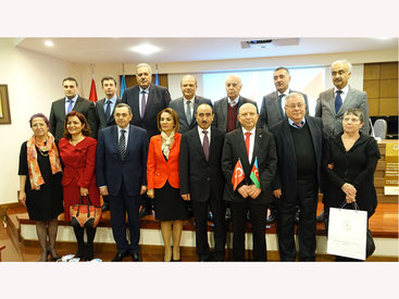 Али Гасанов принял участие в конференции, посвященной творчеству Гусейна Джавида - ФОТО