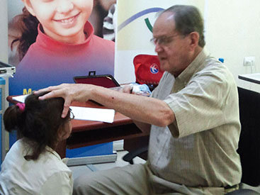 AccessBank совместно с компанией Caspian Compassion Project проводит бесплатные офтальмологические операции детям