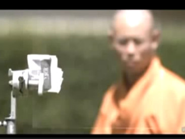 Шаолиньский монах творит невероятное - ВИДЕО