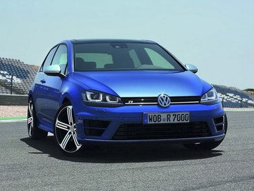Владельцы VW Golf R смогут записывать телеметрию на гоночной трассе - ФОТО