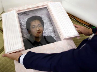 Новая мода в Японии: организация похорон при жизни - ФОТОСЕССИЯ