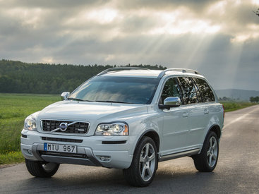 Volvo прекратил производство внедорожника XC90 - ФОТО